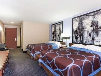 Super 8 By Wyndham Hotel
