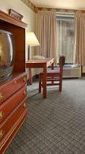 Super 8 By Wyndham Hotel