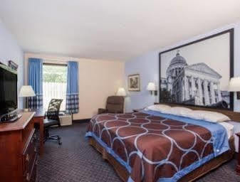 Super 8 By Wyndham Hotel Indianola